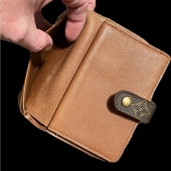 Louis Vuitton Monogram Wallet🔥Excellent Vintage Condition/Light Use🔥BEAUTIFUL! - Picture 8 of 17